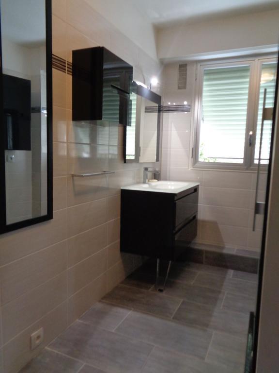 Le Saint Vincent Apartment Еперне Екстериор снимка